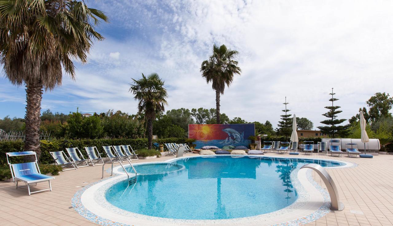 Hotel Marina Roseto Degli Abruzzi Eksteriør billede