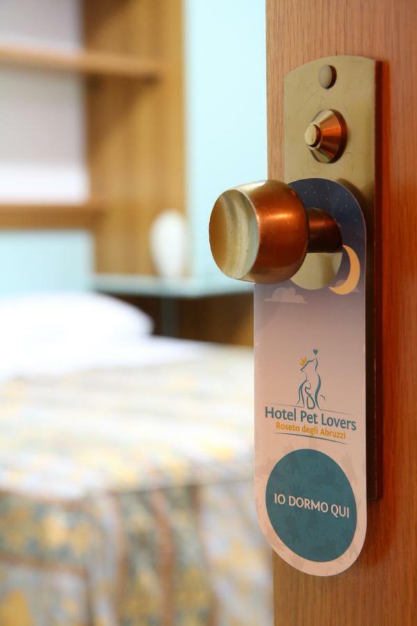 Hotel Marina Roseto Degli Abruzzi Eksteriør billede